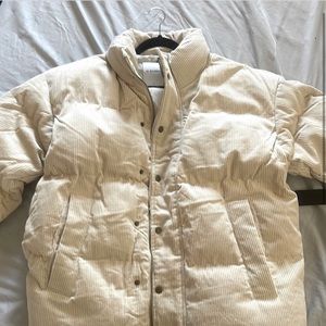 White corduroy forever 21 puffer jacket